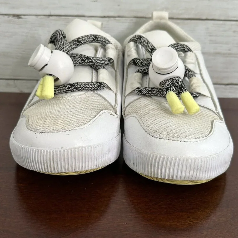 Sorel Women's Size 9 White Out N About Plus Sneakers Waterproof Streetwear